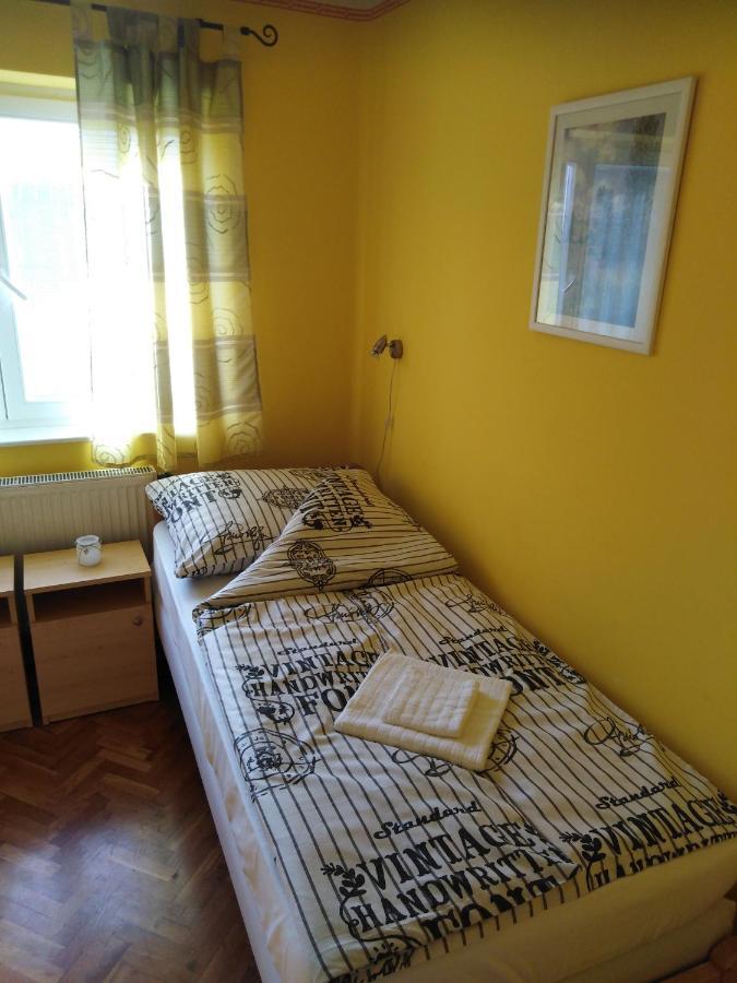 Arinza Apartman Vendeghaz Mezőkövesd エクステリア 写真
