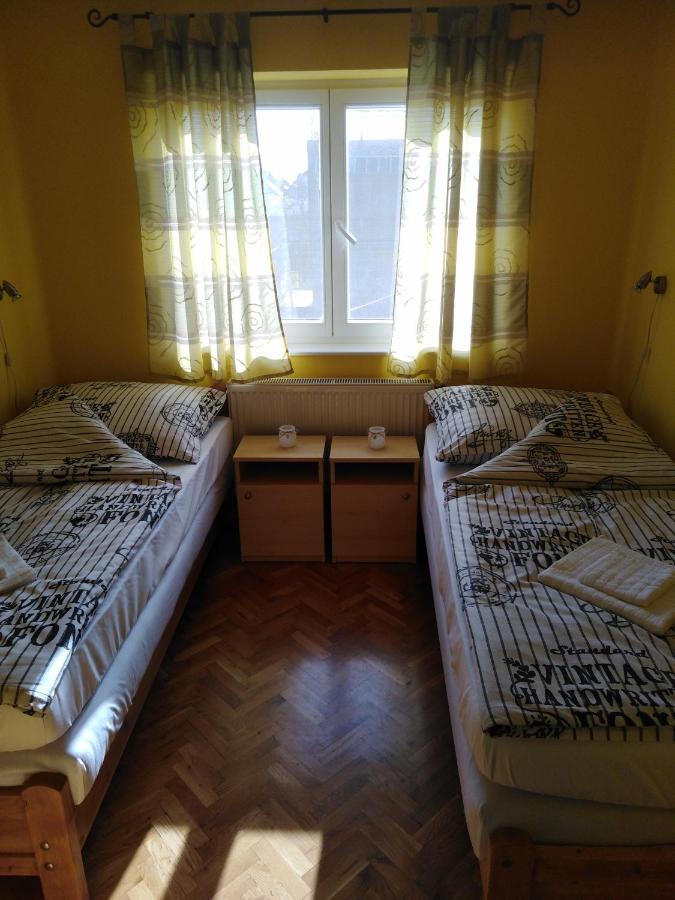Arinza Apartman Vendeghaz Mezőkövesd エクステリア 写真